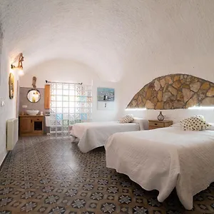 Holiday home Cuevas Cortijo Gachas, Guadix